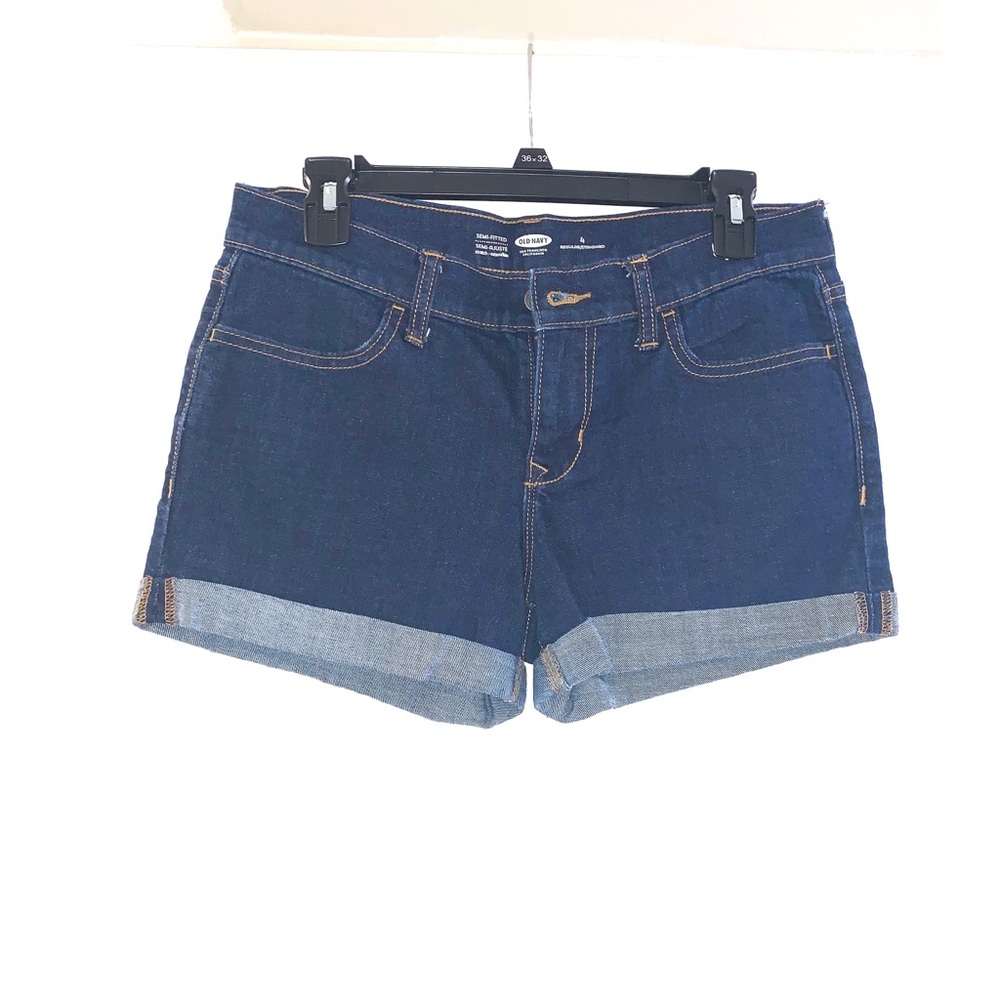 Old navy semi fitted shorts